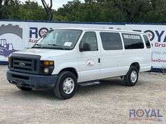 2013 Ford E-350 Passenger Van