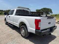 2017 Ford F-350 Ext. Cab Pickup Truck