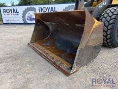 2005 John Deere 824J Articulated Wheel Loader
