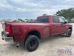 2014 Dodge Ram 3500 4x4 Crew Cab Pickup Truck