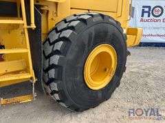 2005 John Deere 824J Articulated Wheel Loader