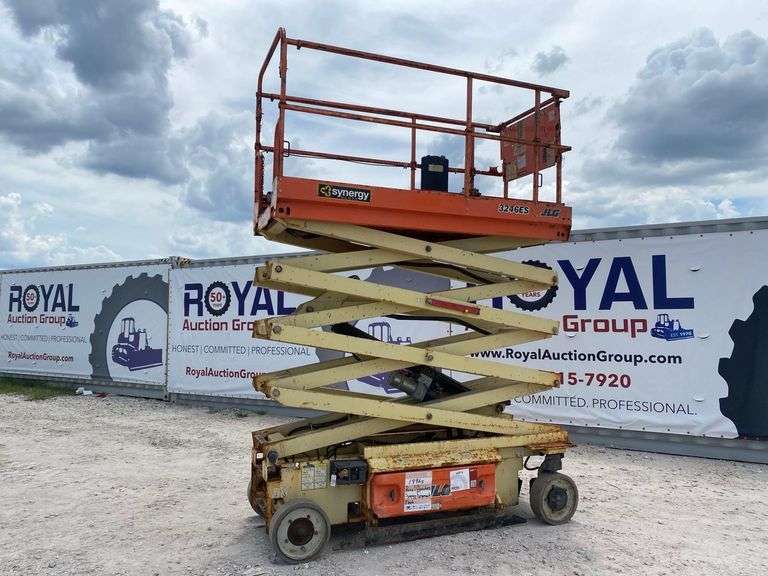 2018 JLG 3246ES 32FT. Electric Scissor Lift