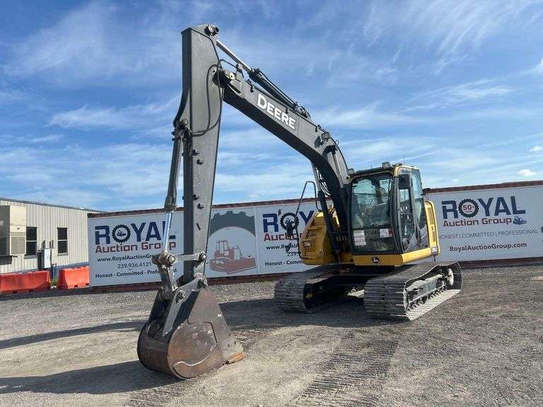 2015 John Deere 135G Hydraulic Excavator