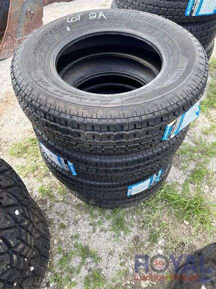4 Unused Montreal ST205/75R15 Trailer Tires