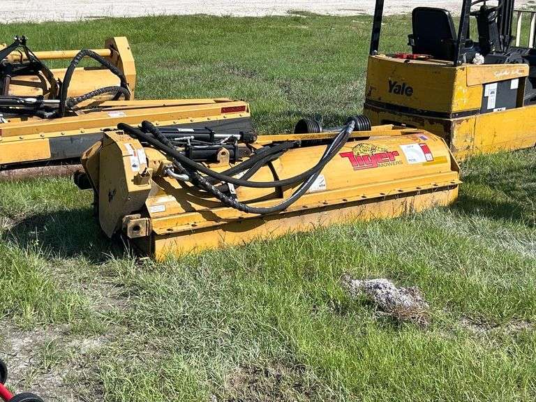 Tiger Mowers 80in Super Duty Twin Flail Mower Tractor Attachment