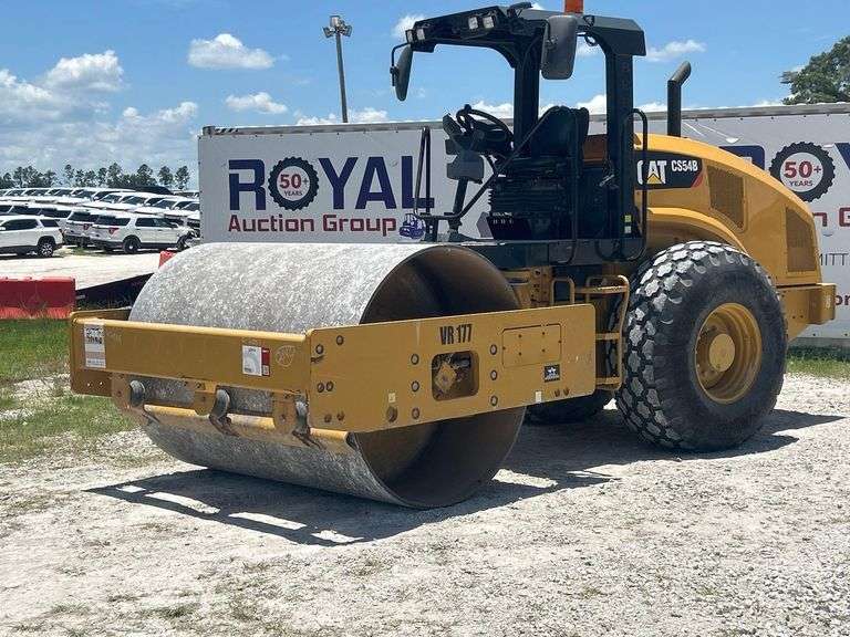 2018 Caterpillar CS54B Smooth Drum Vibratory Dirt Compactor