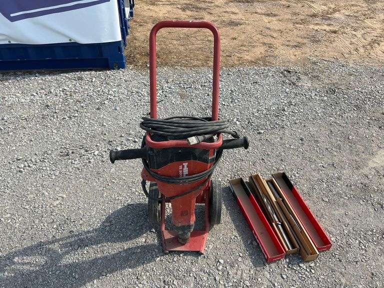 Hilti TE 2000-AVR Electric Jack Hammer