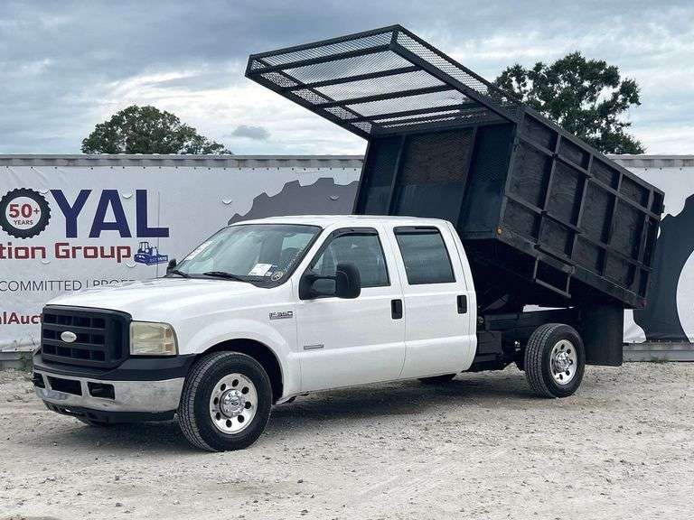 2006 Ford F-350 Forestry Dump Truck