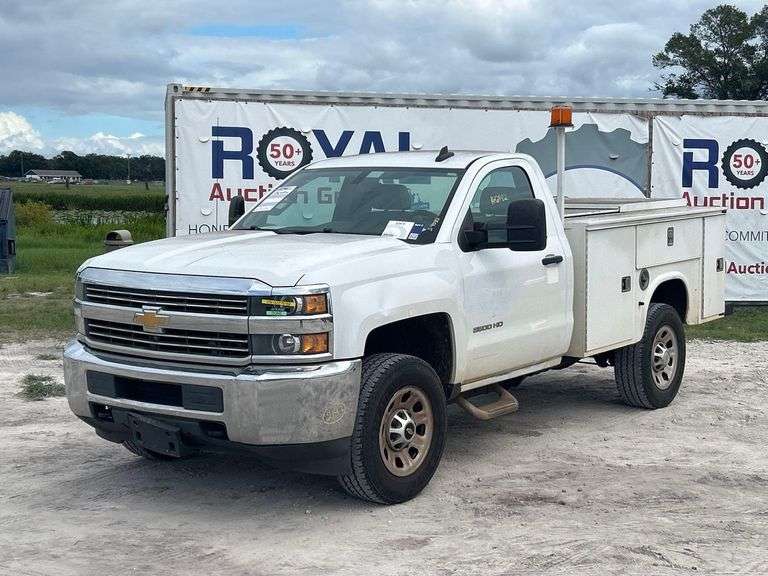 2016 Chevrolet Silverado 3500HD Knapheide Service Truck