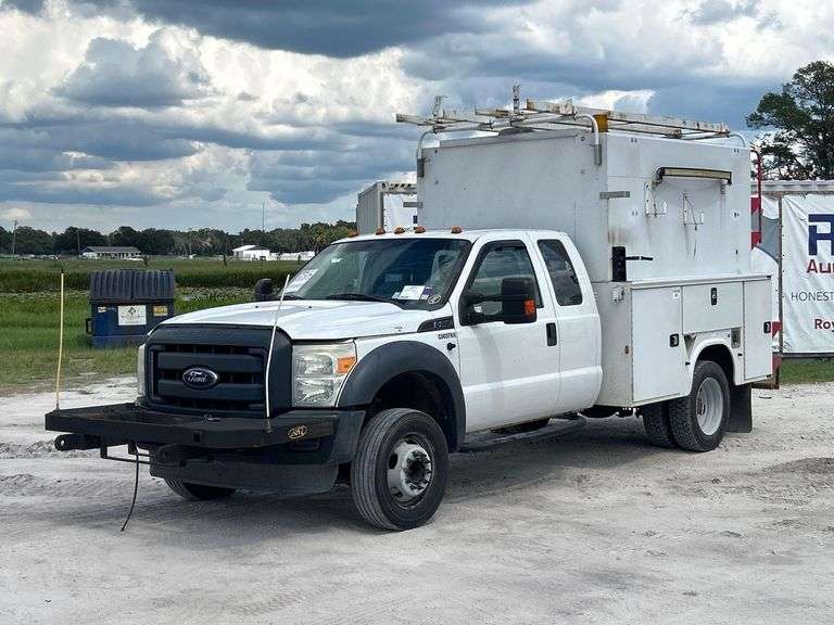 2016 Ford F-550 Enclosed Service Truck
