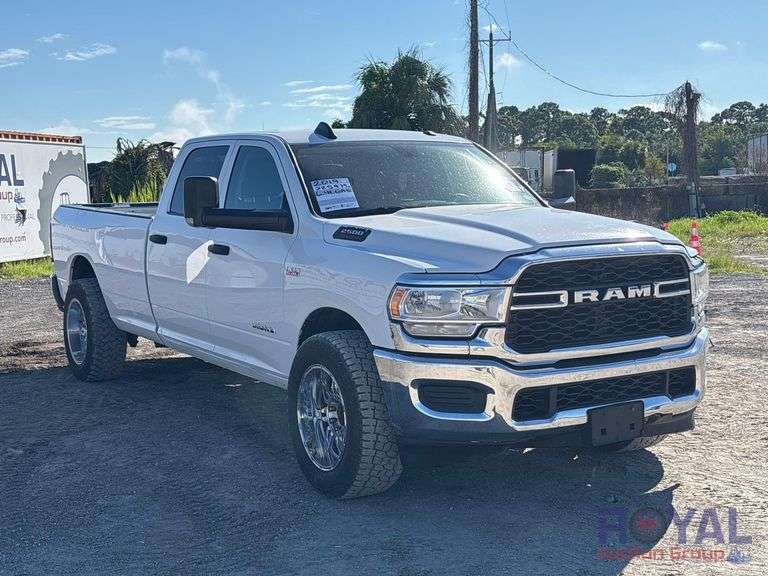 2019 RAM  2500 Crew Cab Pickup Truck