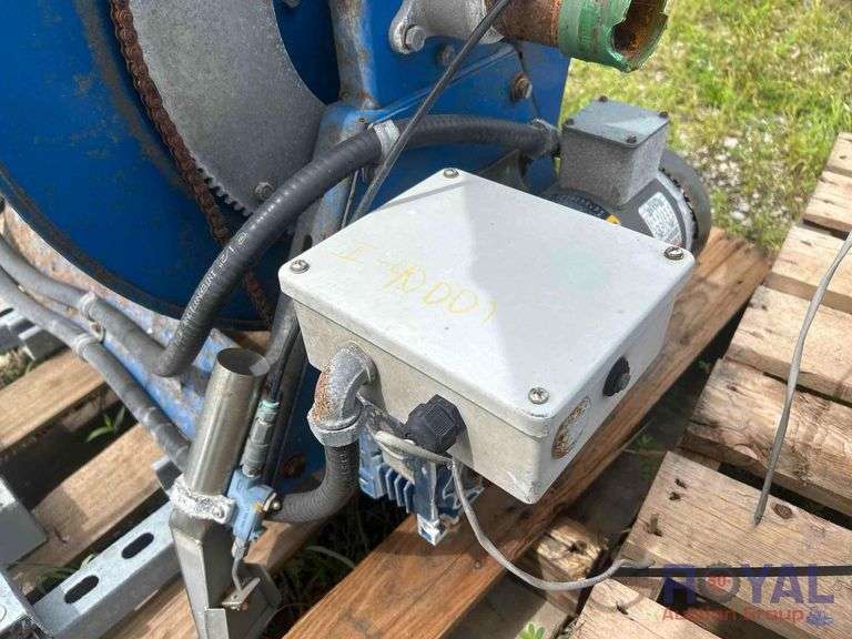 Vacuum Hose with Reel
