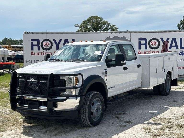 2019 Ford F-550 4x4 Crew Cab Service Truck