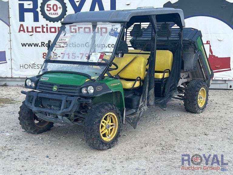 2019 John Deere XUV 825M S4 Gator 4x4 Utility Cart
