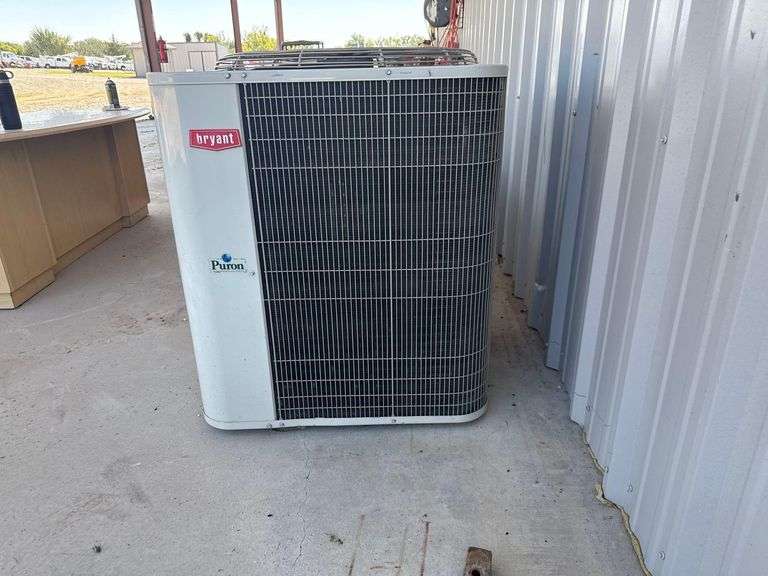 Bryant 650AN048-E A/C Unit