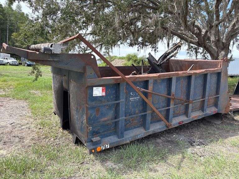 Dump Truck Body with Tarp System