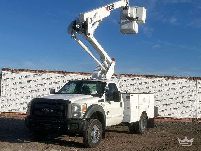 2012 Ford F-550 4x4 Terex Hi-Ranger LT40 40FT Insulated Bucket Truck