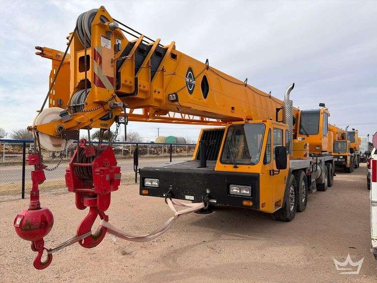 2006 Link Belt HTC-8675 75 Ton Hydraulic Truck Crane