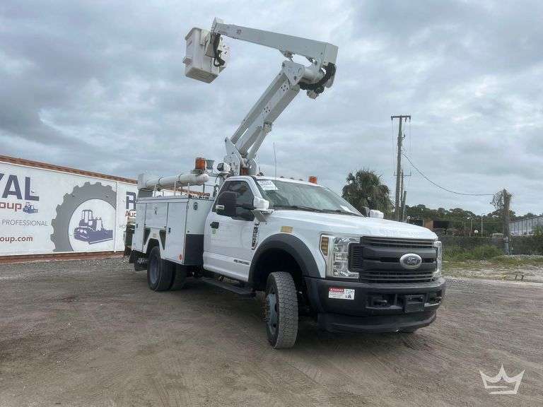 2019 Ford F-550 4x4 ETC37IH 37ft Insulated Bucket Truck