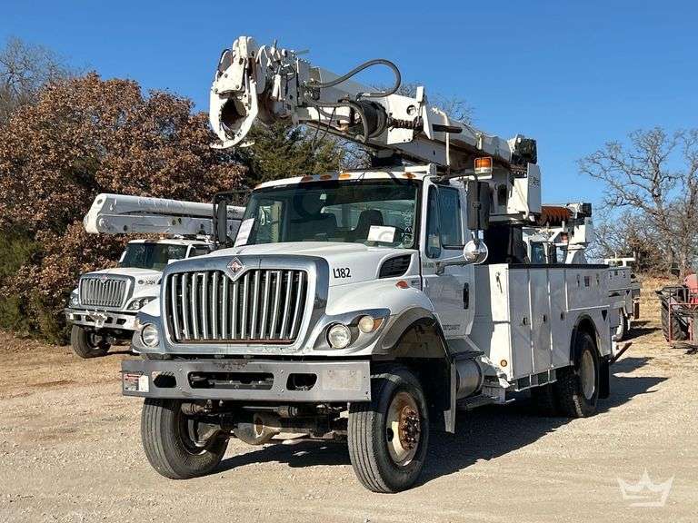 2012 International WorkStar 7300 AWD Altec DC47TR Insulated Digger Derrick Truck