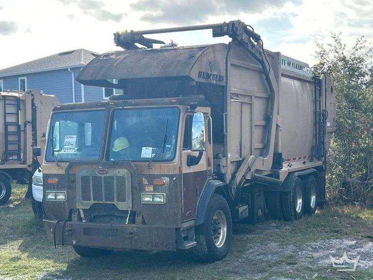 2016 Peterbilt 320 EZ Pack 40yd Front Loader Garbage Truck