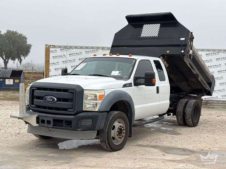 2013 Ford F-450 Mason Dump Truck