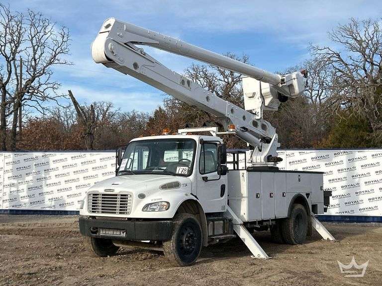 2019 Freightliner M2 106 Altec AA55 55ft. Bucket Truck