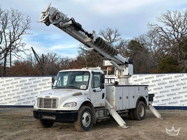 2019 Freightliner M2 106  Altec DC47TR Digger Derrick Truck