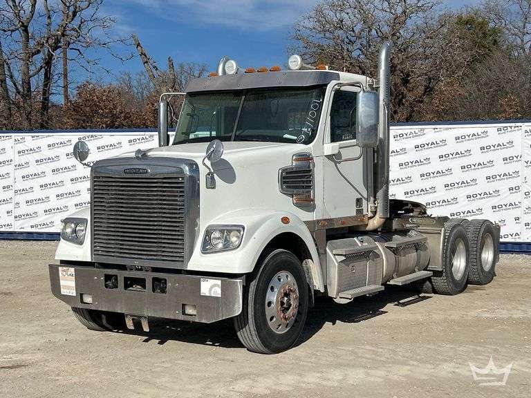 2015 Freightliner Coronado 122SD T/A Day Cab Truck Tractor
