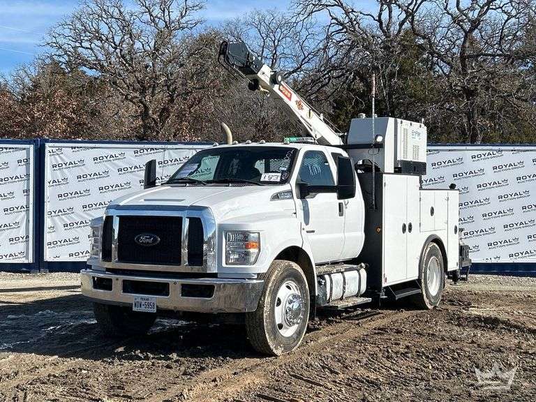 2018 Ford F-750 IMT 6025 7 Ton Crane Mechanics Truck