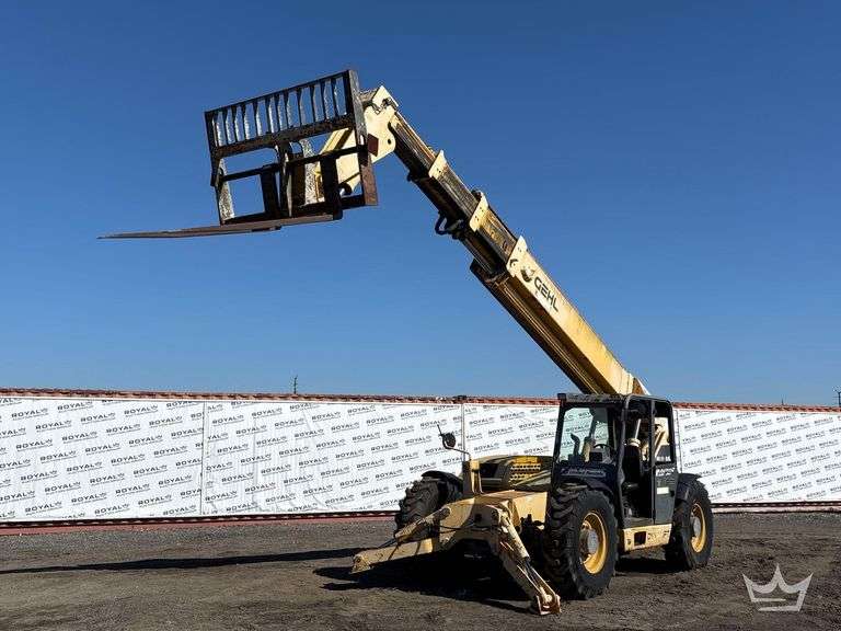 2012 Gehl DL11-55 11,000lb. 4x4 Rough Terrain Telehandler