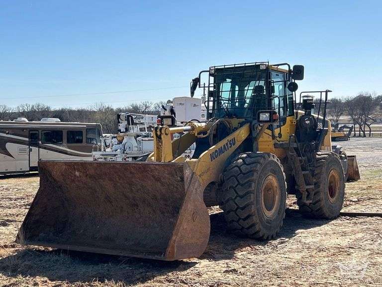 2019 Komatsu WA380-8 Articulating Wheel Loader