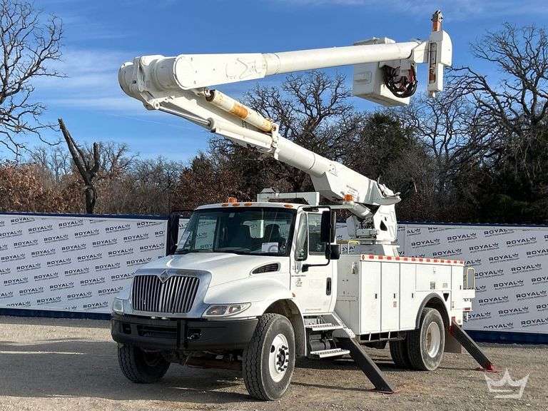 2004 International 4300 ASM Altec AM855 55ft. Bucket Truck