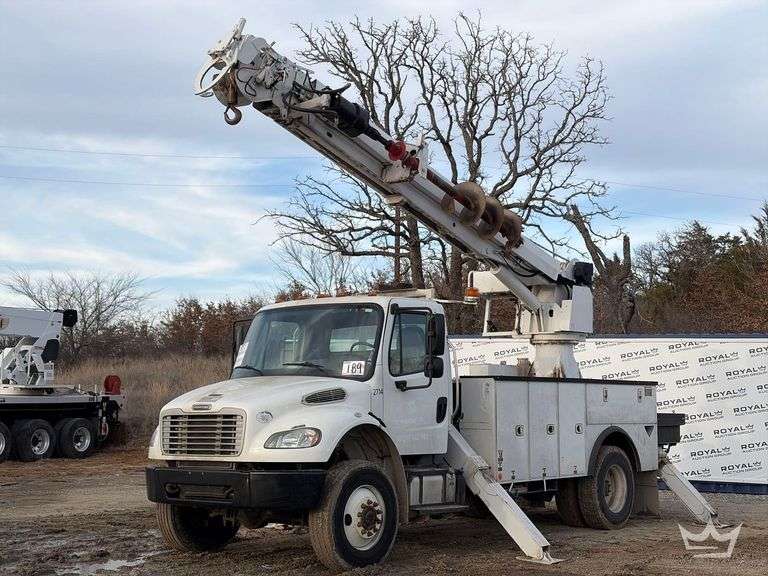 2019 Freightliner M2 106  Altec DC47TR Digger Derrick Truck