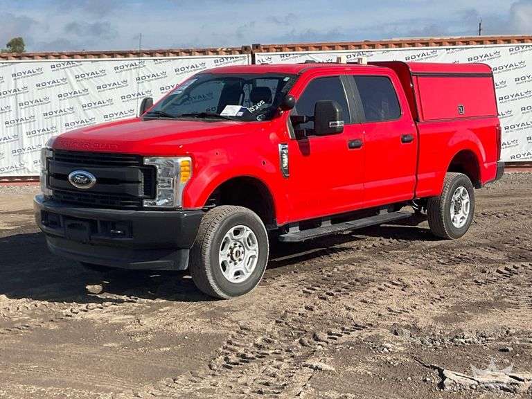 2017 Ford F-250 4x4 Crew Cab Medical Service Truck