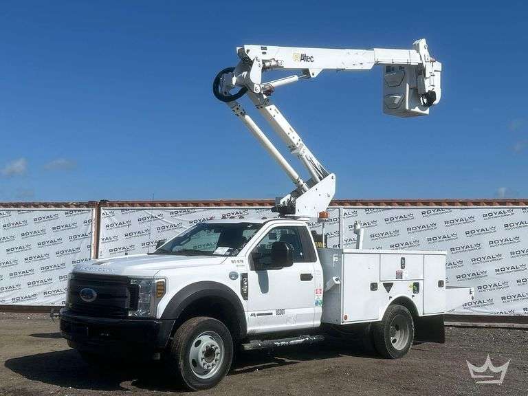 2018 Ford F-550 Altec AT37G 37ft. Insulated Bucket Truck
