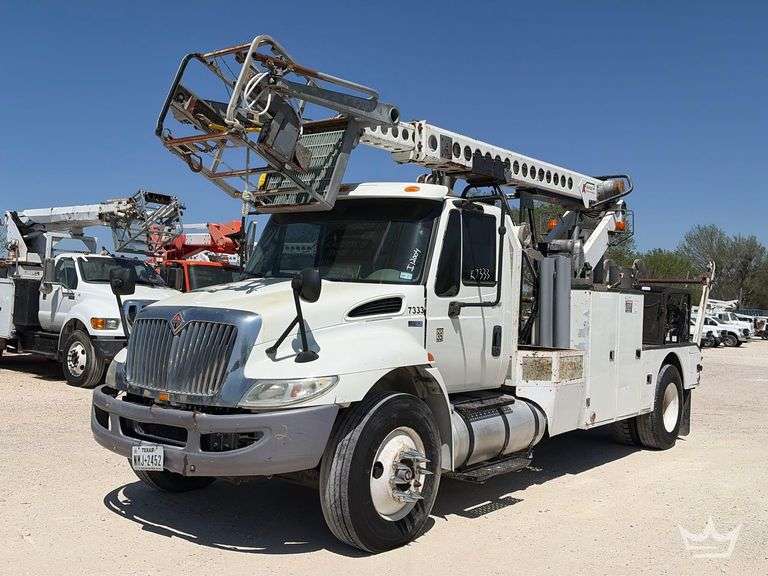 2013 International DuraStar 4300 General Cable T40-C 35ft. Bucket Truck