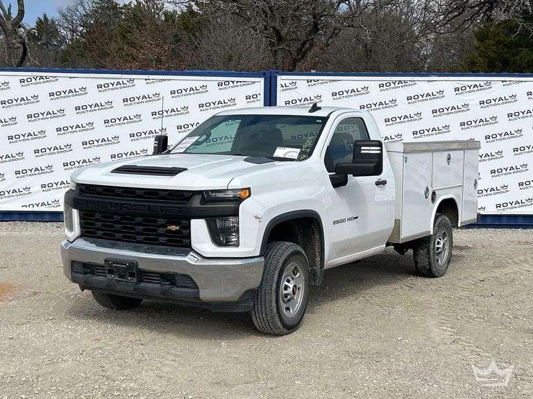 2021 Chevrolet Silverado 2500 HD Royal Service Truck