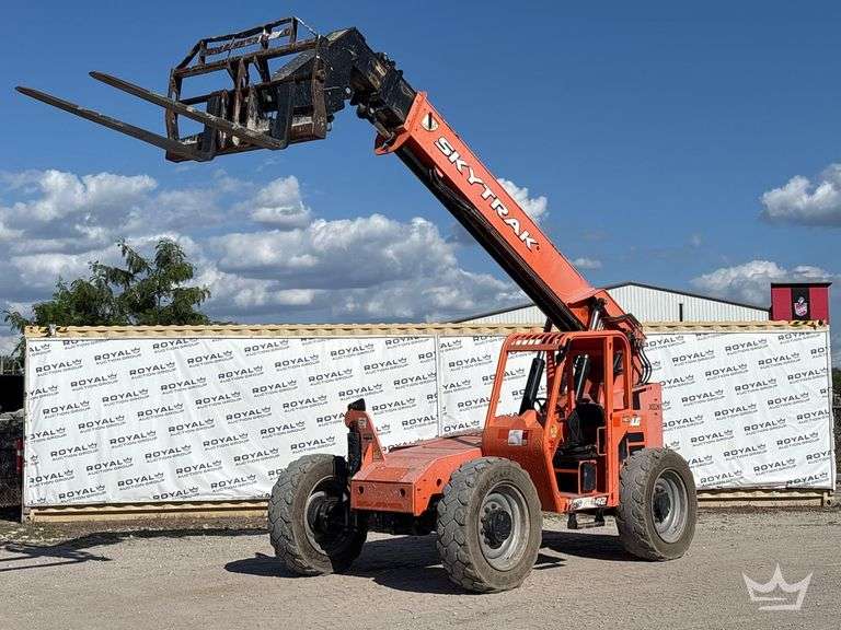 2018 JLG Skytrack 6042 6,000LBS 4x4 Rough Terrain Telehandler