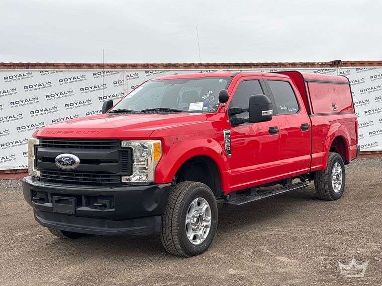 2017 Ford F-250 4x4 Crew Cab Pickup Truck