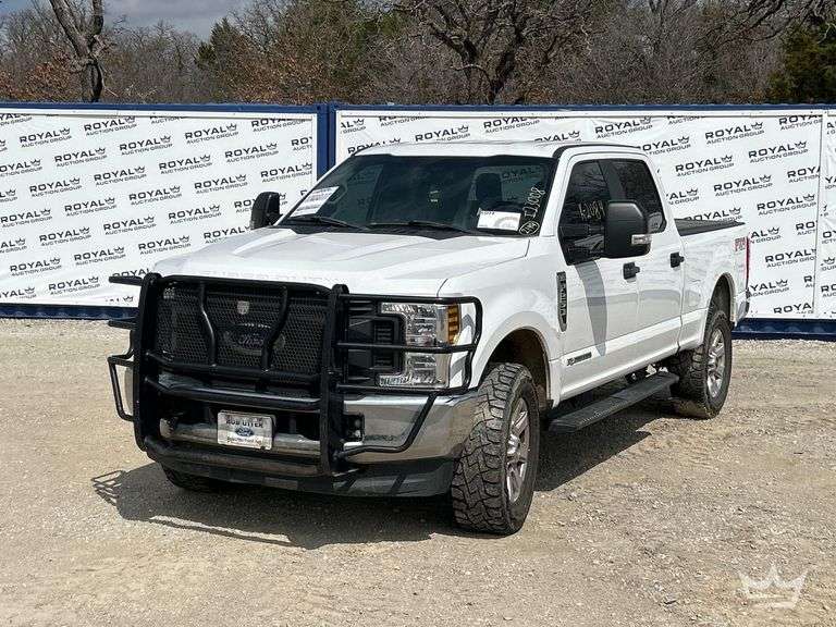 2019 Ford F-250 4x4 Crew Cab Pickup Truck