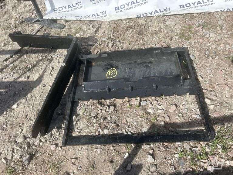 2025 28in. Forks and Frame Mini Skid Steer Attachment