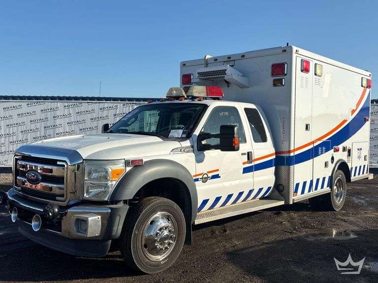 2016 Ford F-450 Ambulance
