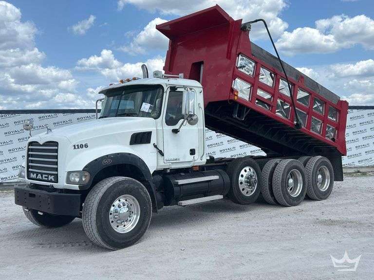 2007 Mack CTP713 Tri-Axle Dump Truck