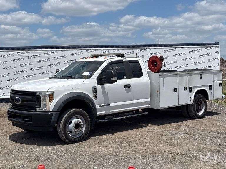 2019 Ford F-450 Ext. Cab Knapheide Service Truck