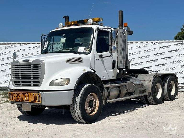 2006 Freightliner M2 112 T/A Wet Kit Day Cab Truck Tractor