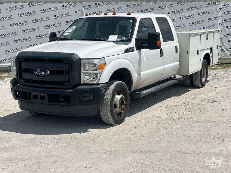 2015 Ford F-350 4x4 Knapheide Service Truck