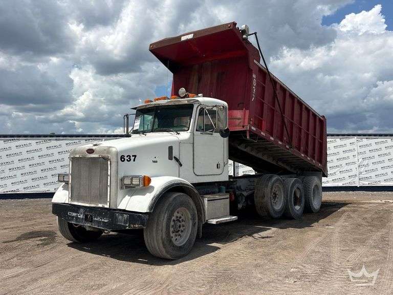 2005 Peterbilt 357 Tri-Axle Dump Truck
