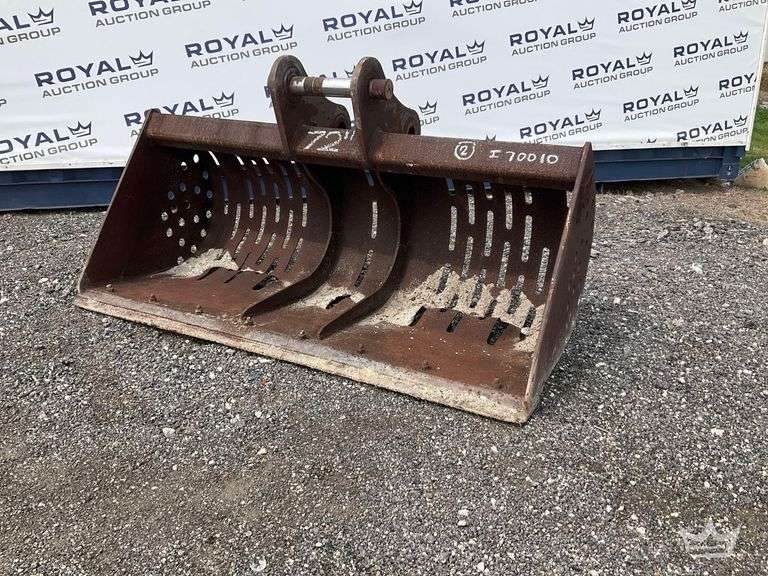 Pemberton 72in. Rock Bucket Excavator Attachment