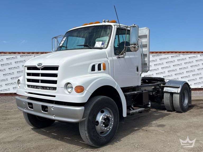 2003 Sterling L7500 S/A Day Cab Truck Tractor